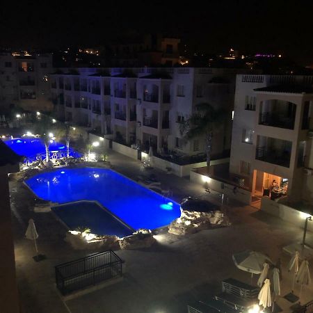 Royal Seacrest Apartment Paphos Luaran gambar
