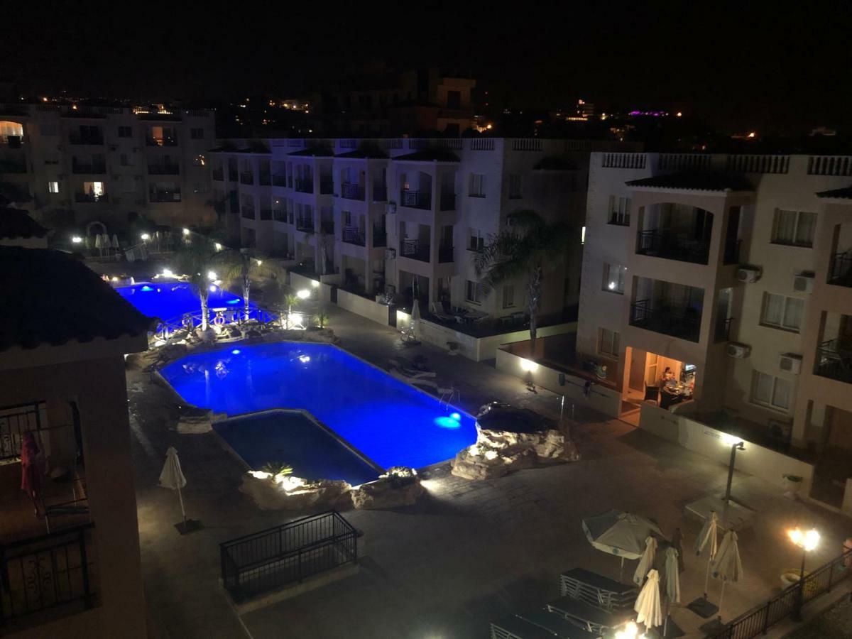 Royal Seacrest Apartment Paphos Luaran gambar