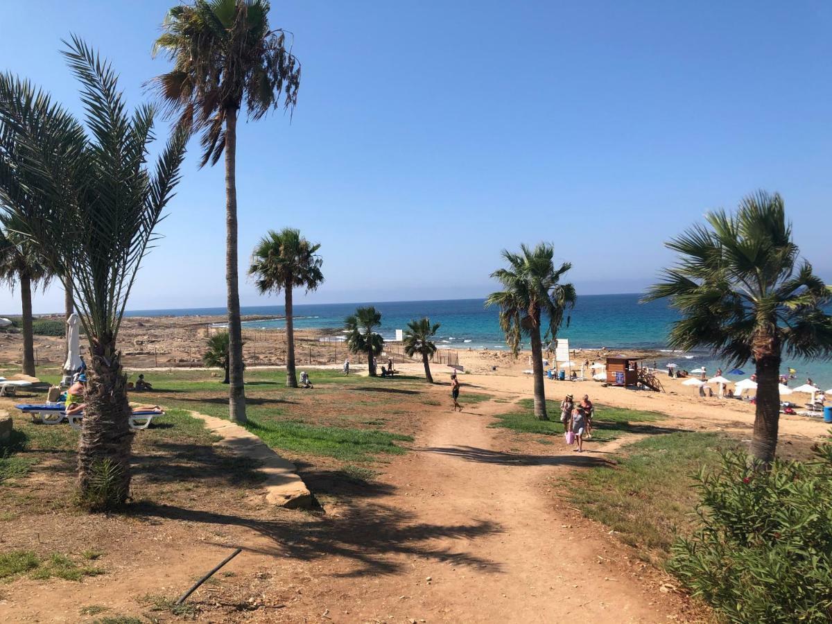 Royal Seacrest Apartment Paphos Luaran gambar